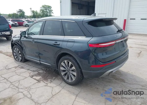 2022 Lincoln Corsair Reserve z USA, uszkodzony, nr VIN 5LMCJ2C96NUL09335